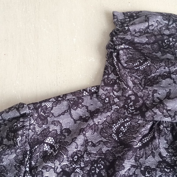 Top - Picture 3 of 3